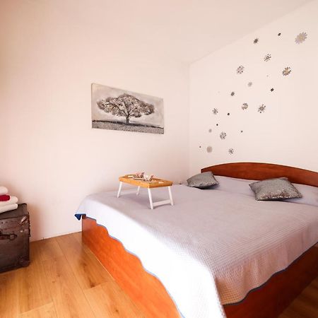 Apartman Heder Zara Esterno foto
