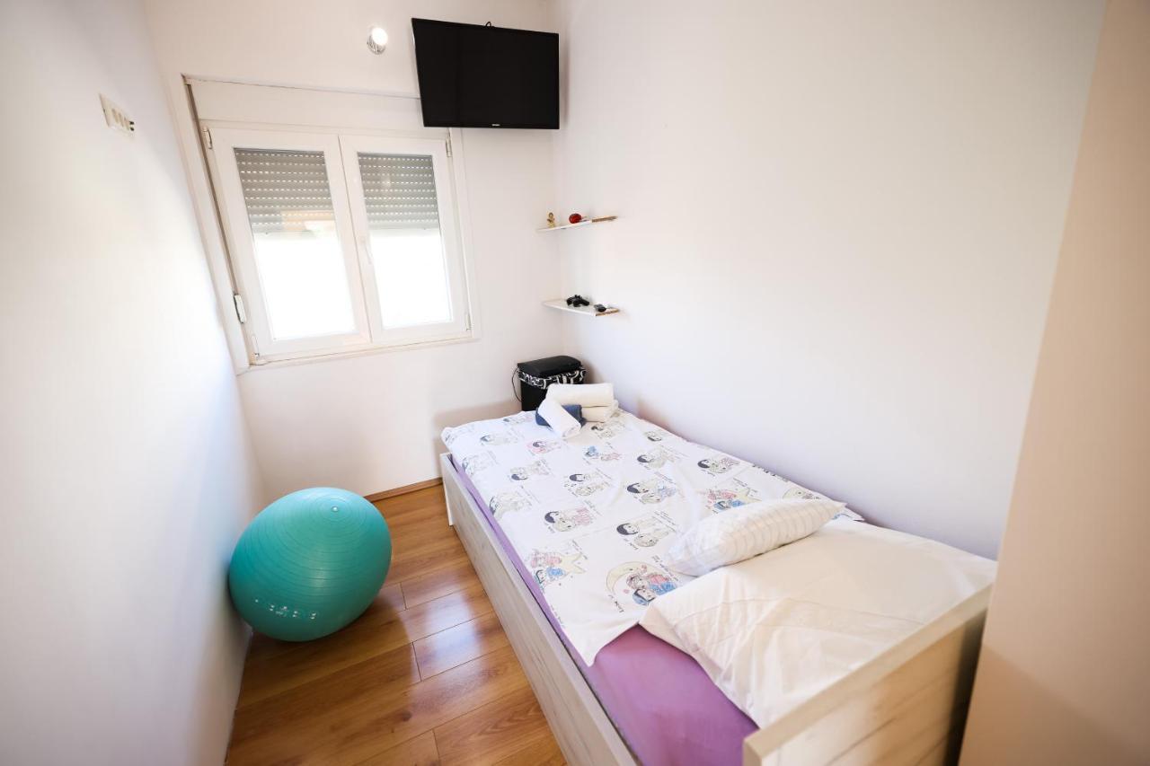 Apartman Heder Zara Esterno foto
