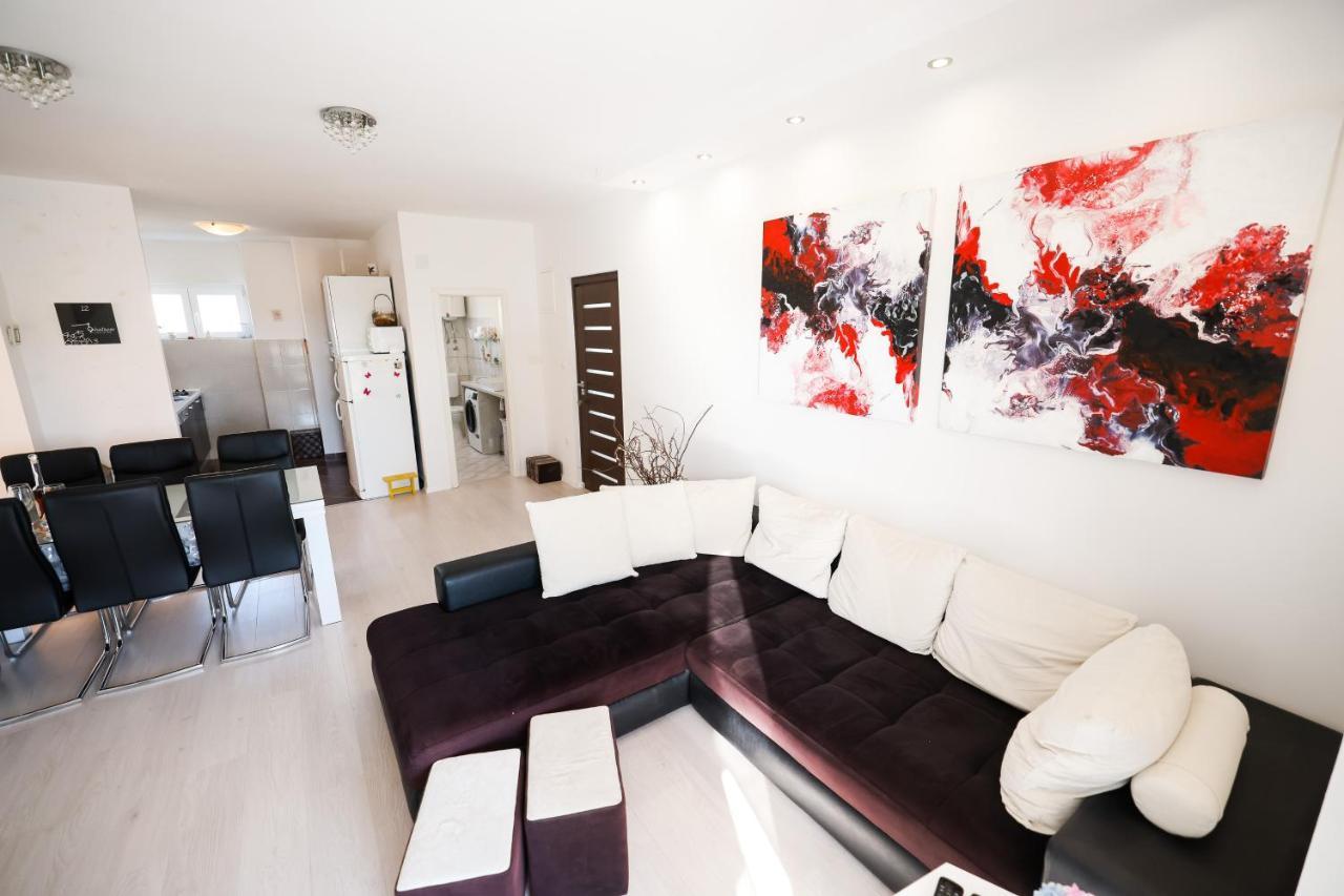 Apartman Heder Zara Esterno foto