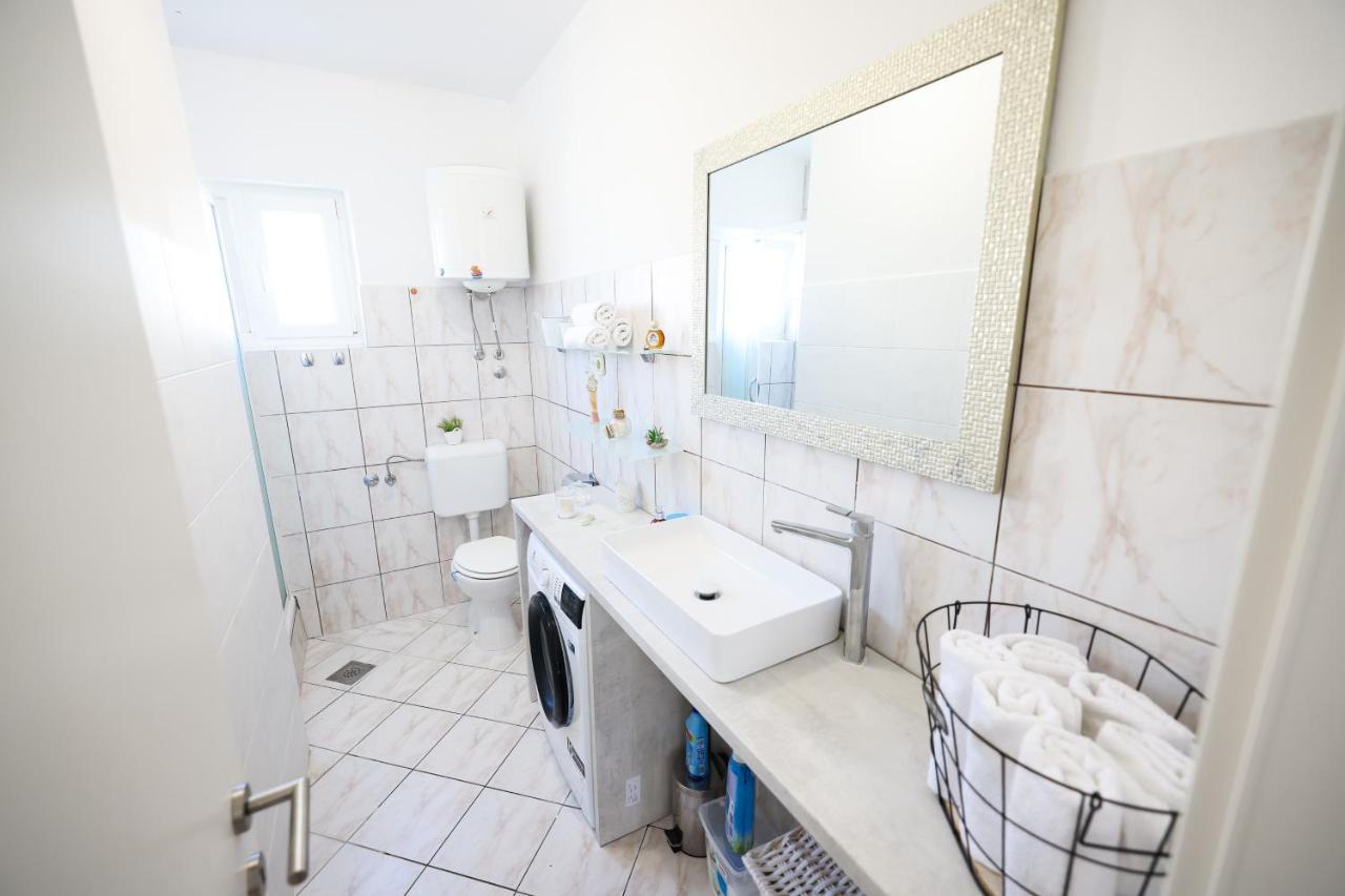 Apartman Heder Zara Esterno foto