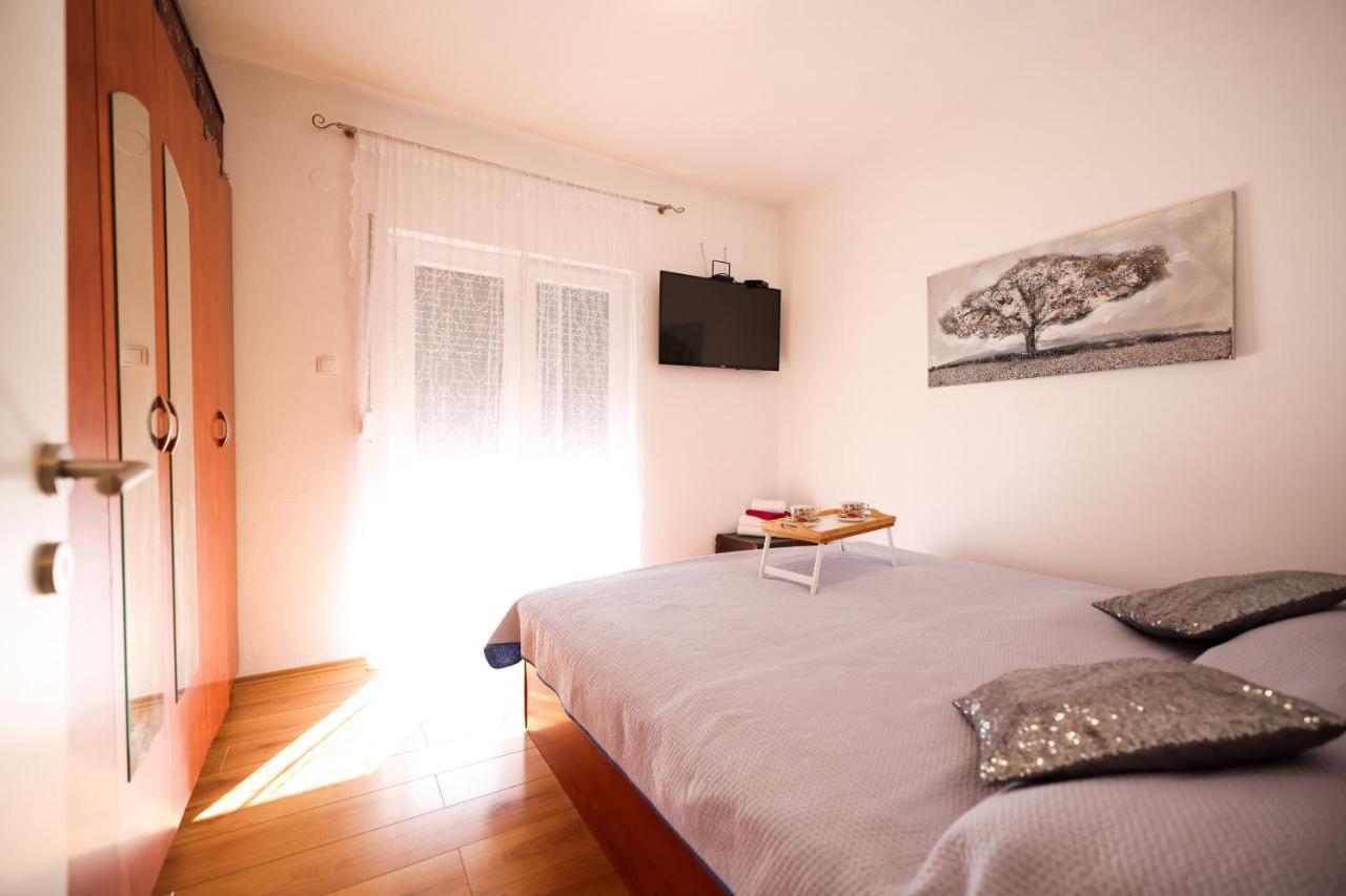 Apartman Heder Zara Esterno foto