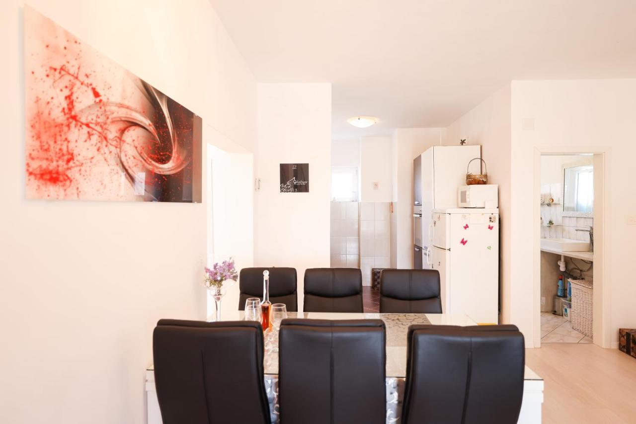 Apartman Heder Zara Esterno foto