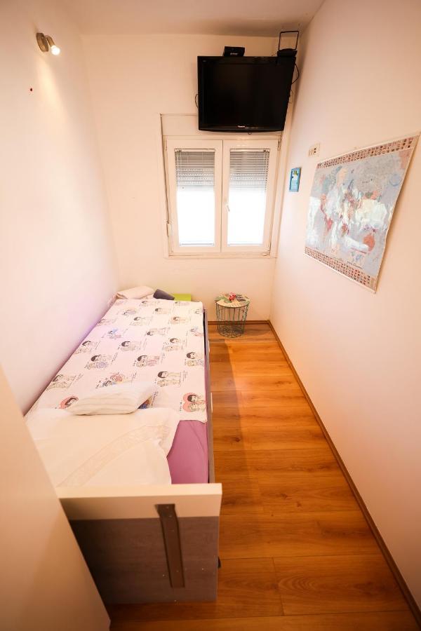 Apartman Heder Zara Esterno foto